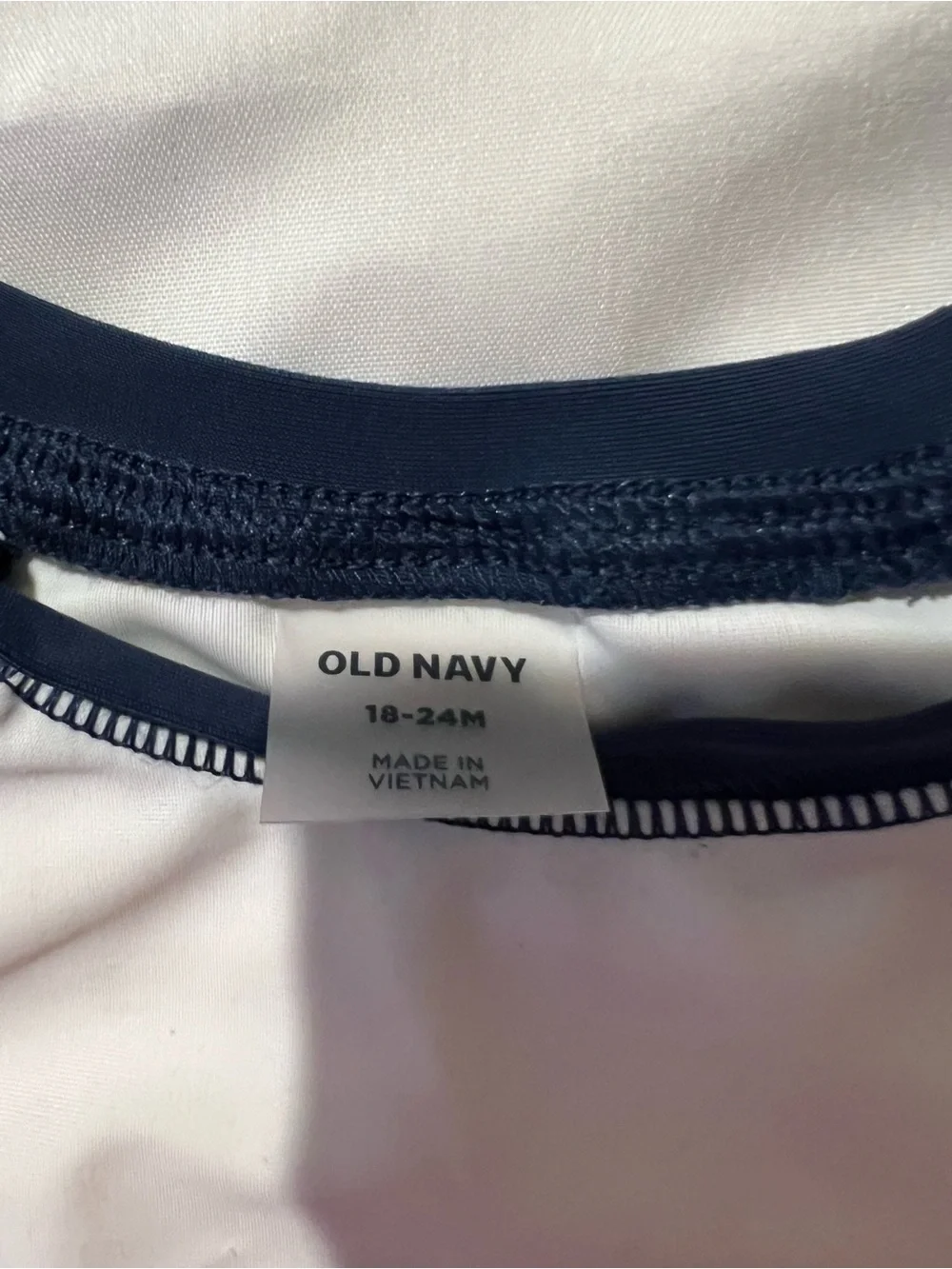 Old Navy Patriotic Toddler Rash Guard & Swim Trunk Set Size 18-24 Months